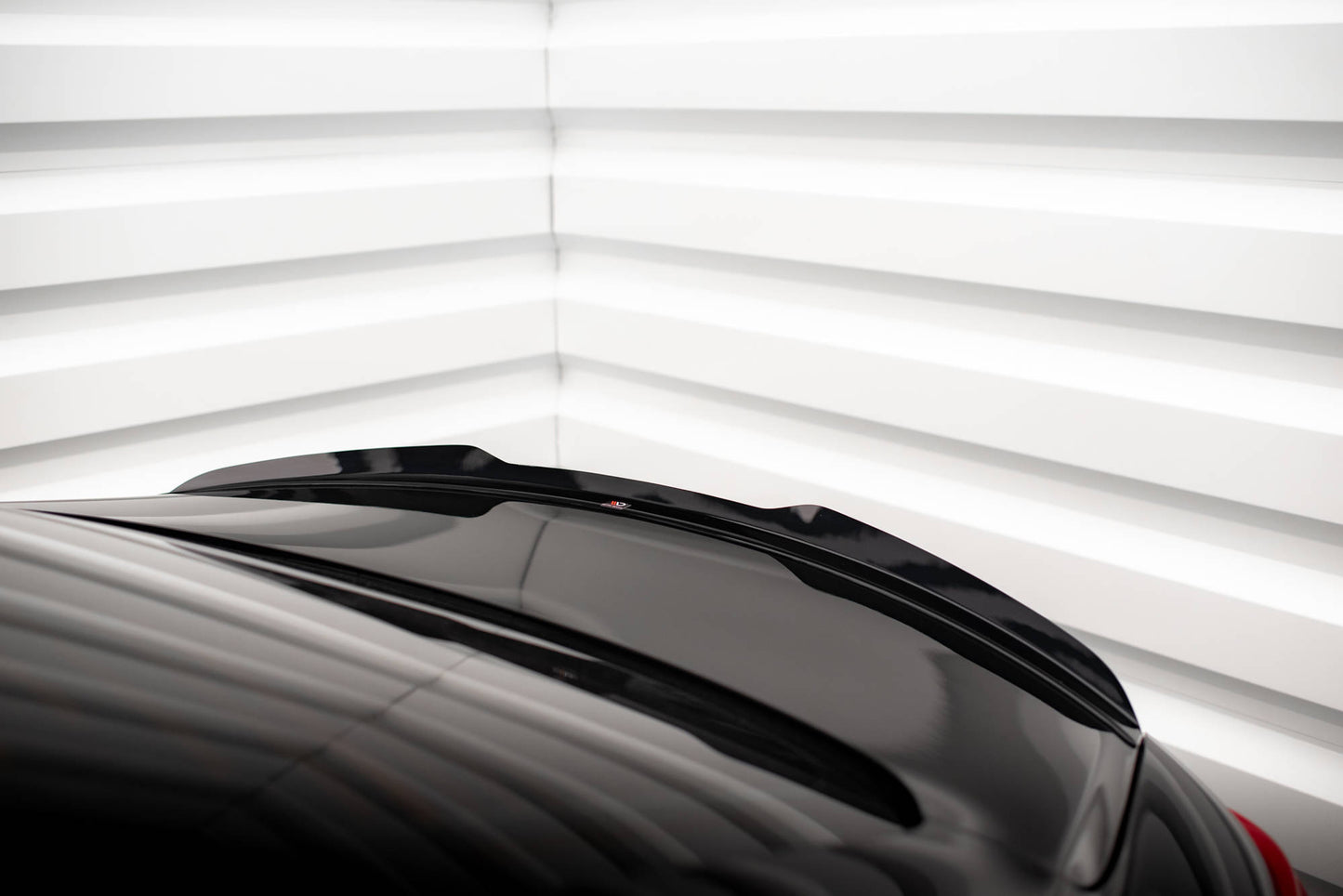 Maxton Spoiler CAP für Infiniti Q50 S Mk1 schwarz Hochglanz
