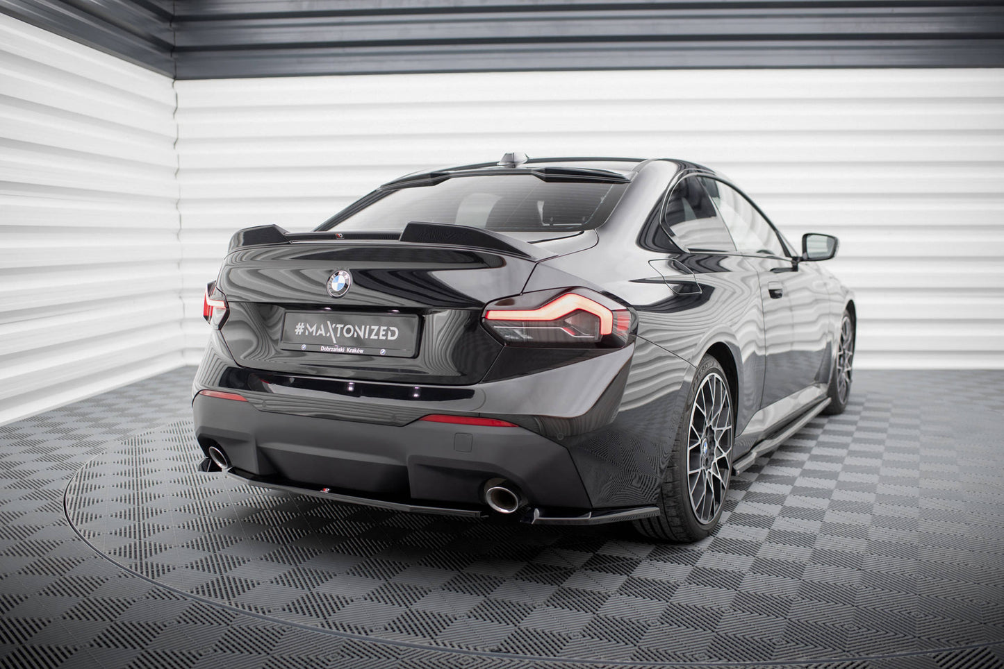 Maxton Heck Ansatz Flaps Diffusor V.1 für BMW 2 Coupe G42 schwarz Hochglanz