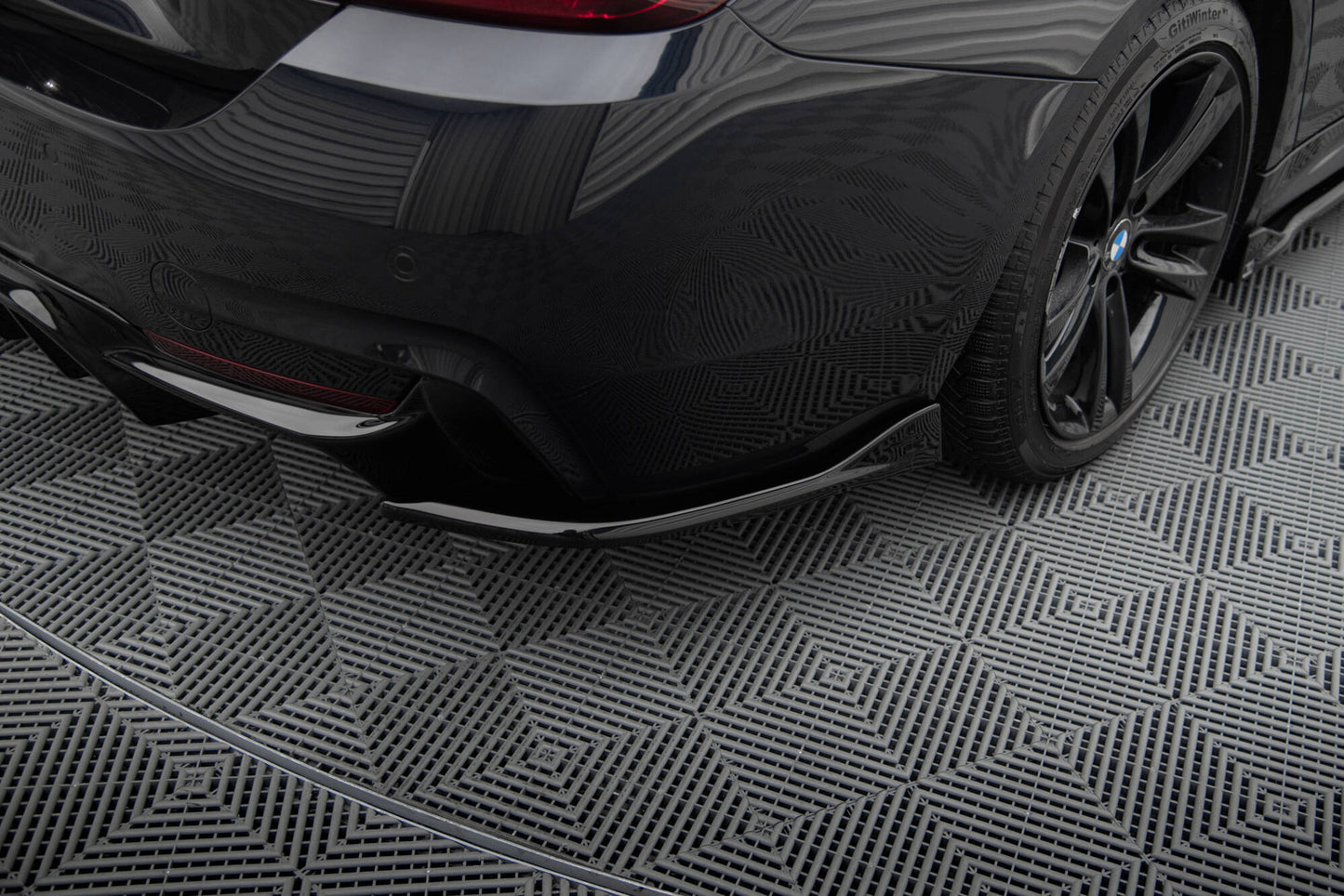 Maxton Heck Ansatz Flaps Diffusor V.1 für BMW 4er Gran Coupe M-Paket F36 schwarz Hochglanz
