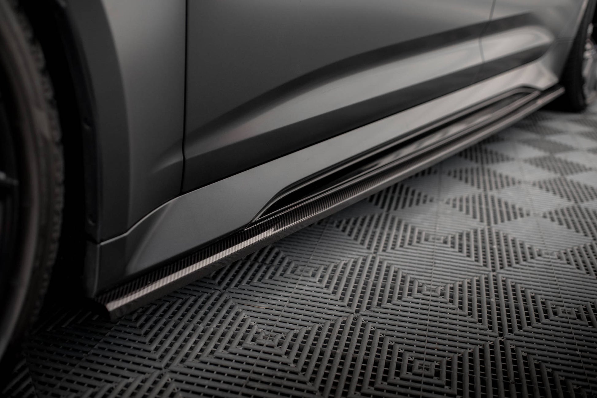 Maxton Carbon Fiber Seitenschweller Audi RS6 C8 / RS7 C8