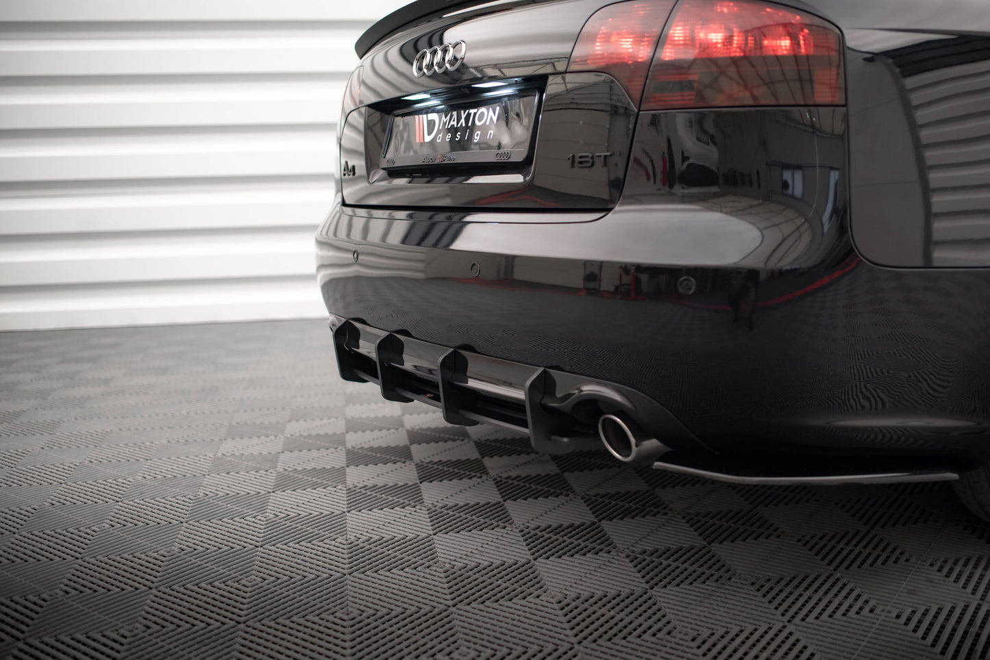 Maxton Street Pro Heckschürze für Audi A4 S-Line B7