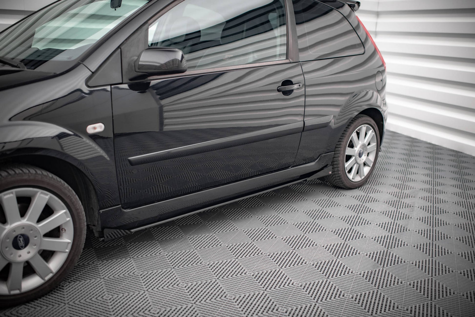 Maxton Street Pro Seitenschweller Ansatz für + Flaps Ford Fiesta ST Mk6 schwarz Hochglanz