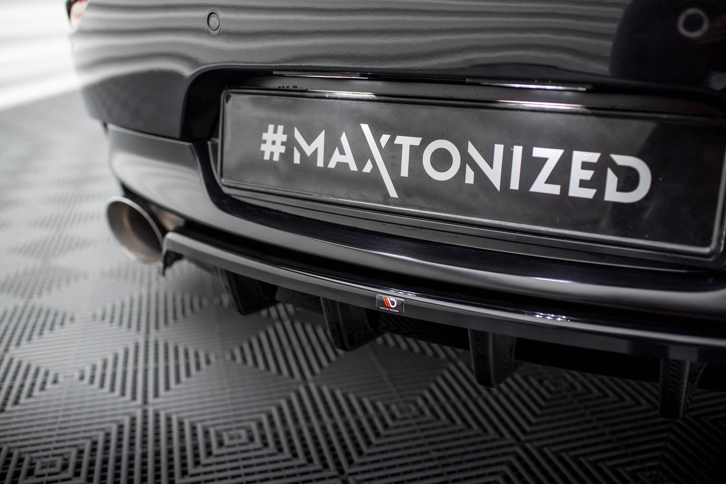 Maxton Mittlerer Diffusor Heck Ansatz DTM Look für BMW Z4 M-Paket E89 Facelift schwarz Hochglanz
