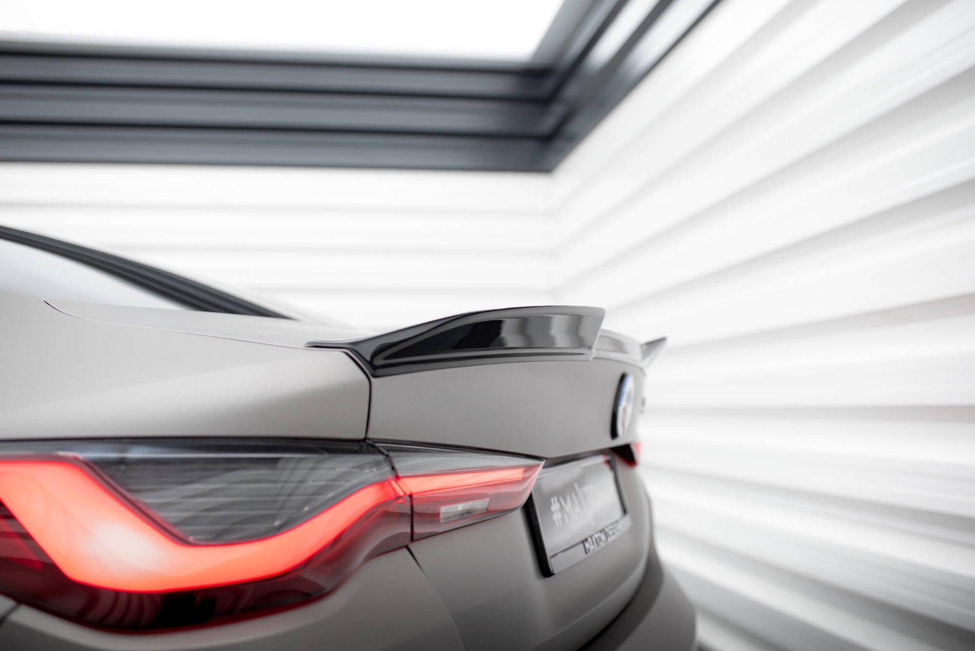 Maxton Spoiler CAP für 3D BMW M4 G82 / M440i G22 / 4 M-Paket G22 schwarz Hochglanz