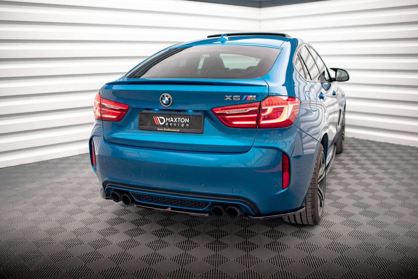 Maxton Mittlerer Diffusor Heck Ansatz für BMW X6 M F86 schwarz Hochglanz