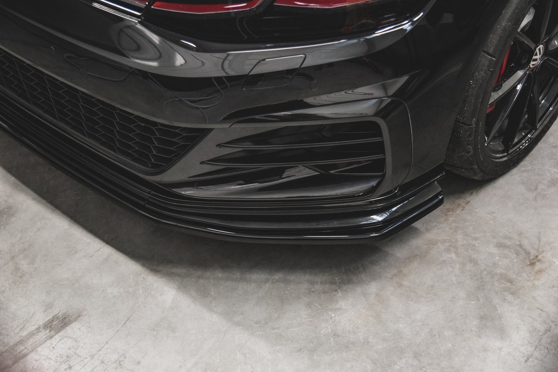 Maxton Front Ansatz für VW Golf 7 GTI TCR