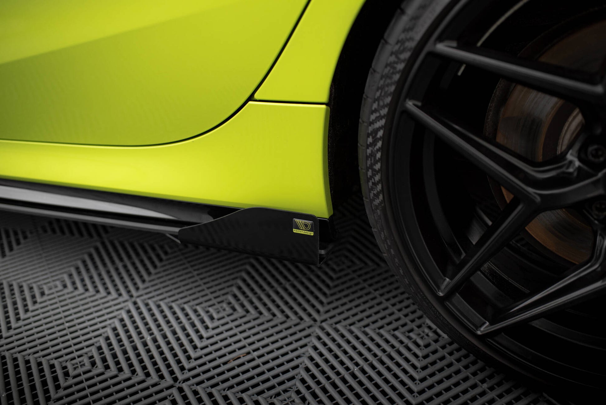 Maxton Street Pro Seitenschweller Ansatz für + Flaps BMW 1er F40 M-Paket / M135i schwarz Hochglanz