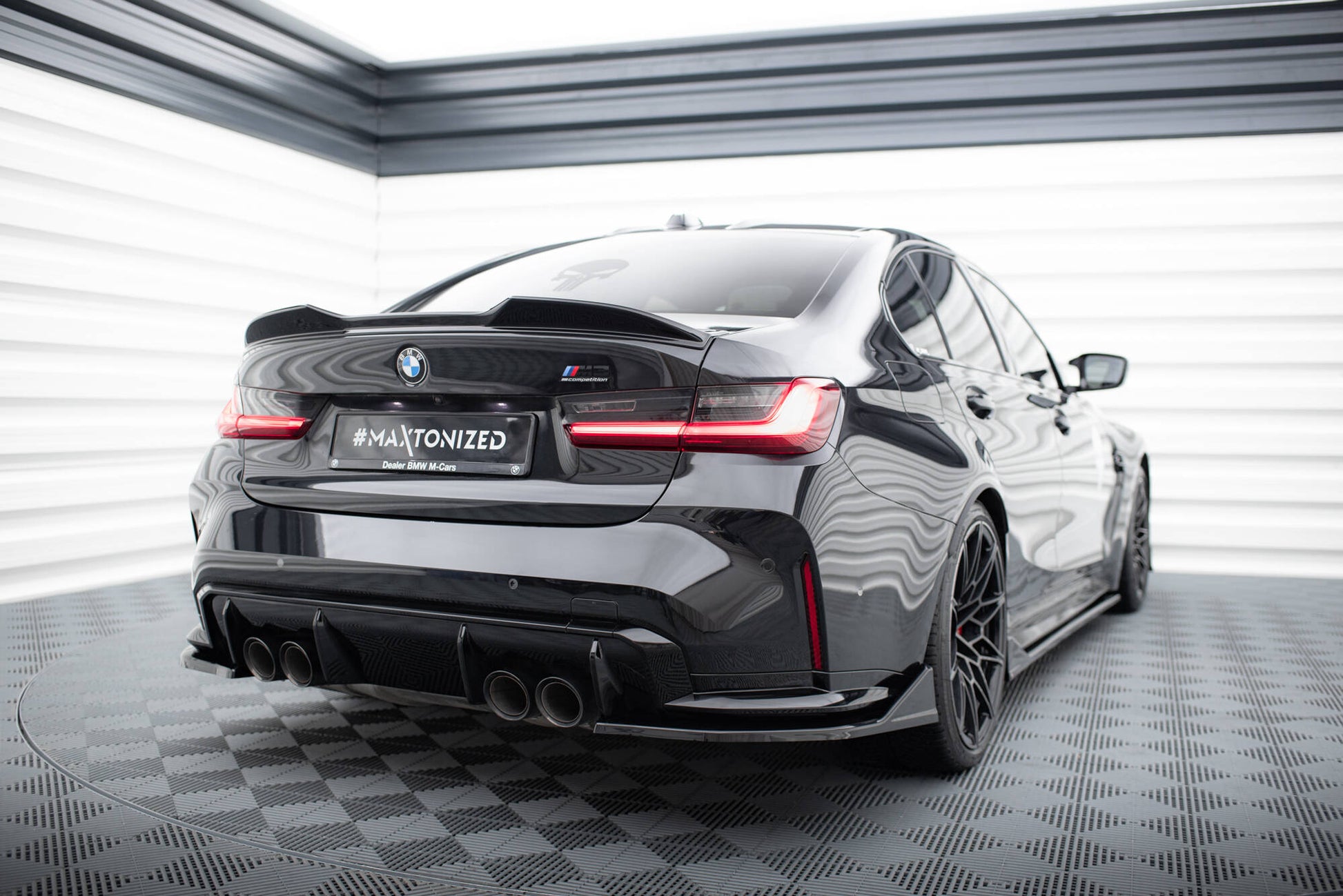 Maxton Heck Ansatz Flaps Diffusor V.3 für CSL Look BMW M3 G80 schwarz Hochglanz