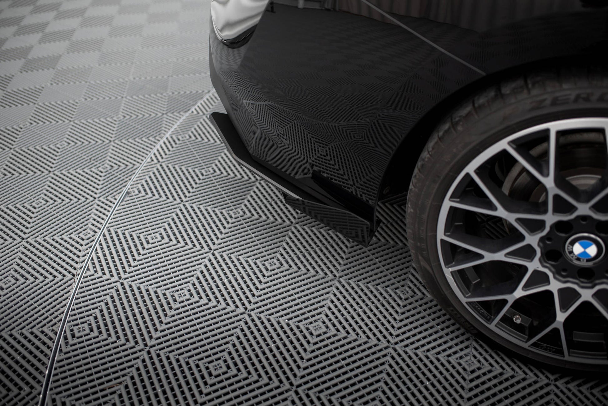 Maxton Street Pro Heck Ansatz Flaps Diffusor +Flaps für BMW 2 Coupe G42 schwarz Hochglanz