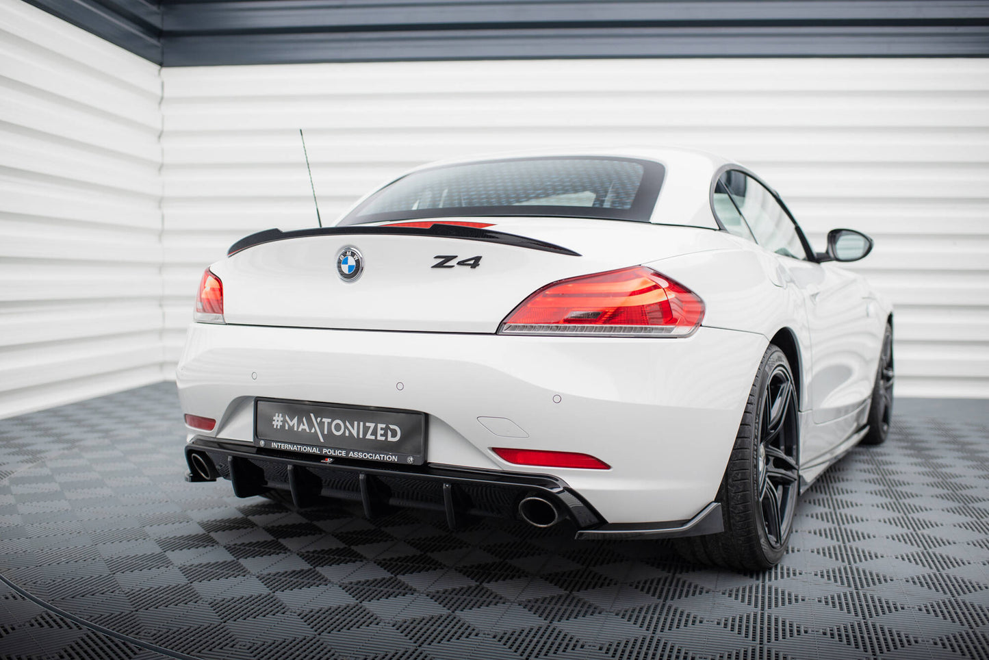 Maxton Diffusor Heck Ansatz für BMW Z4 E89 schwarz Hochglanz