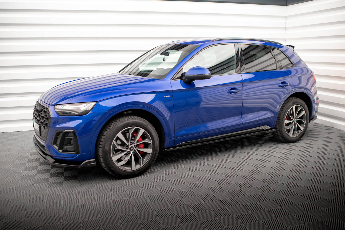 Maxton Seitenschweller Ansatz für Audi SQ5 / Q5 S-Line SUV / Sportback Mk2 Facelift schwarz Hochglanz