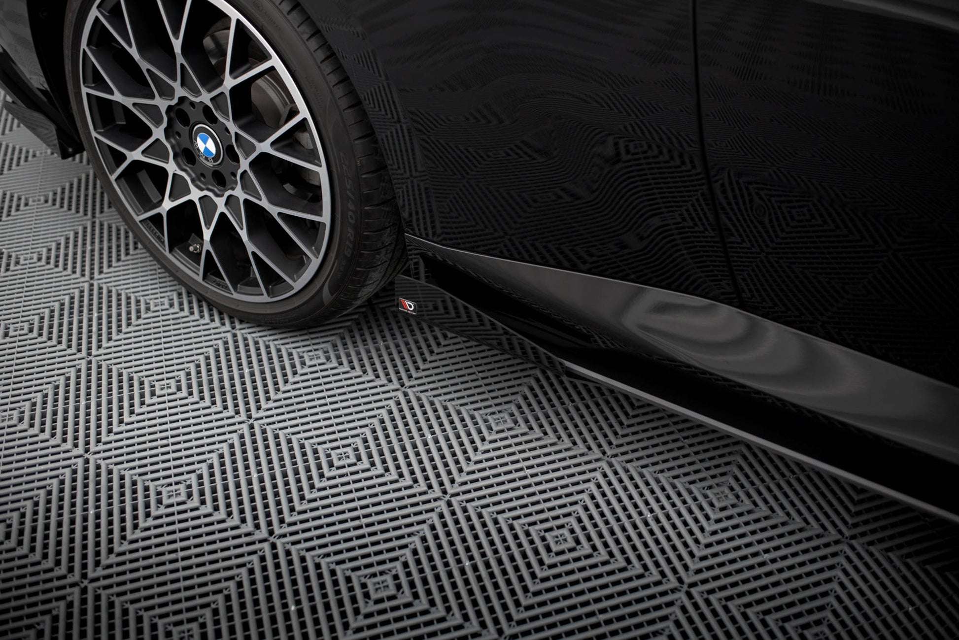 Maxton Side Flaps BMW 2 Coupe G42 schwarz Hochglanz