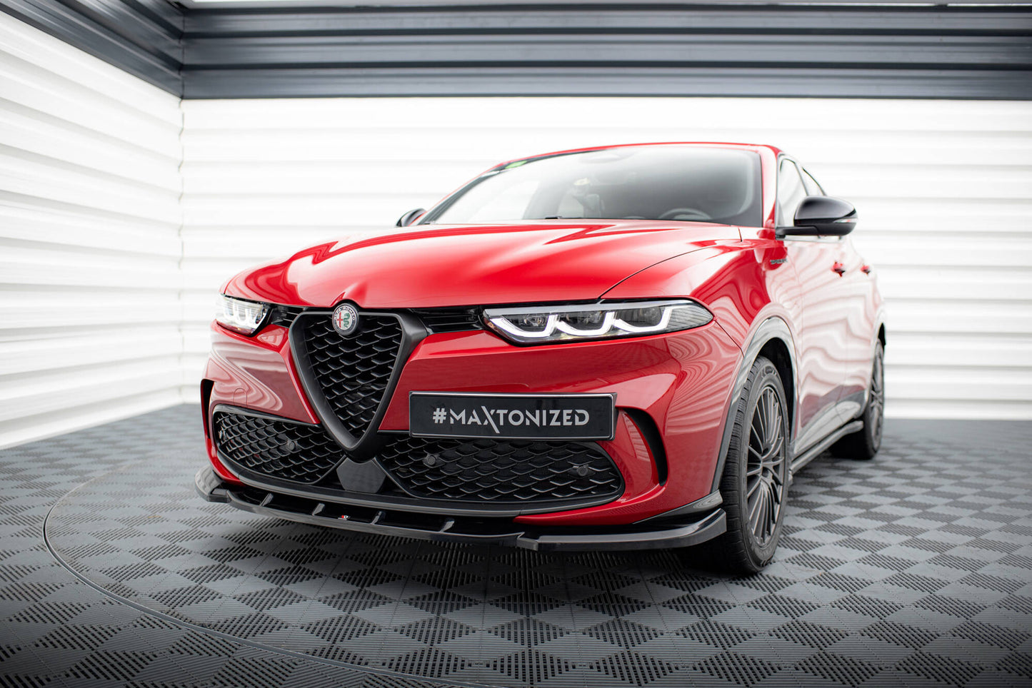 Maxton Front Ansatz V.2 für Alfa Romeo Tonale Mk1 schwarz Hochglanz