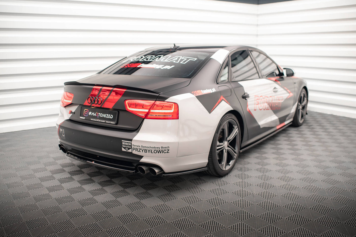 Maxton Heck Ansatz Flaps Diffusor für Audi S8 D4 schwarz Hochglanz