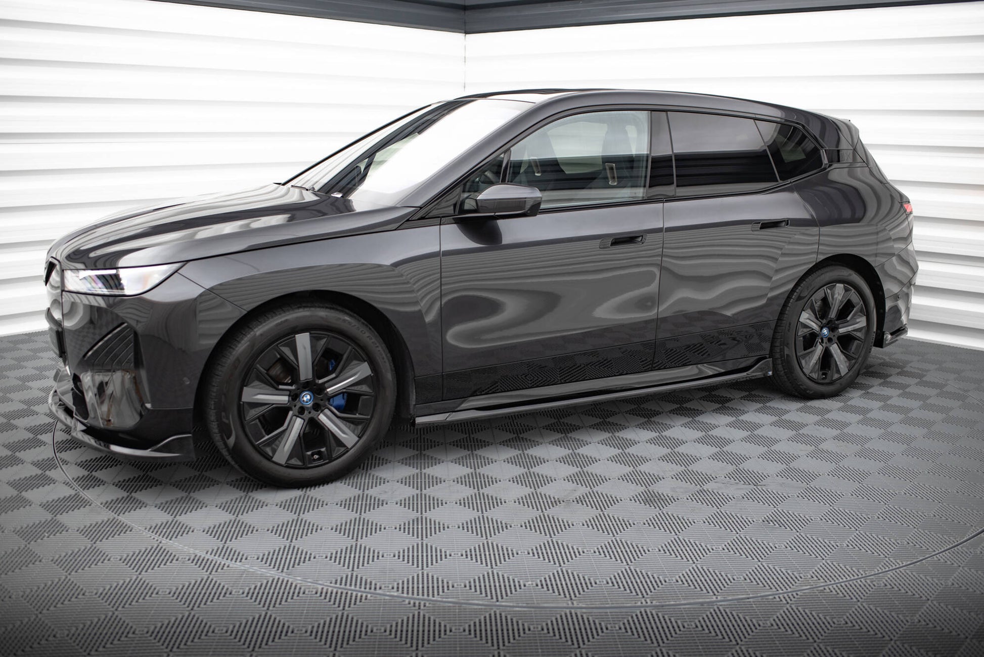 Maxton Seitenschweller Ansatz für BMW iX M-Paket i20 schwarz Hochglanz