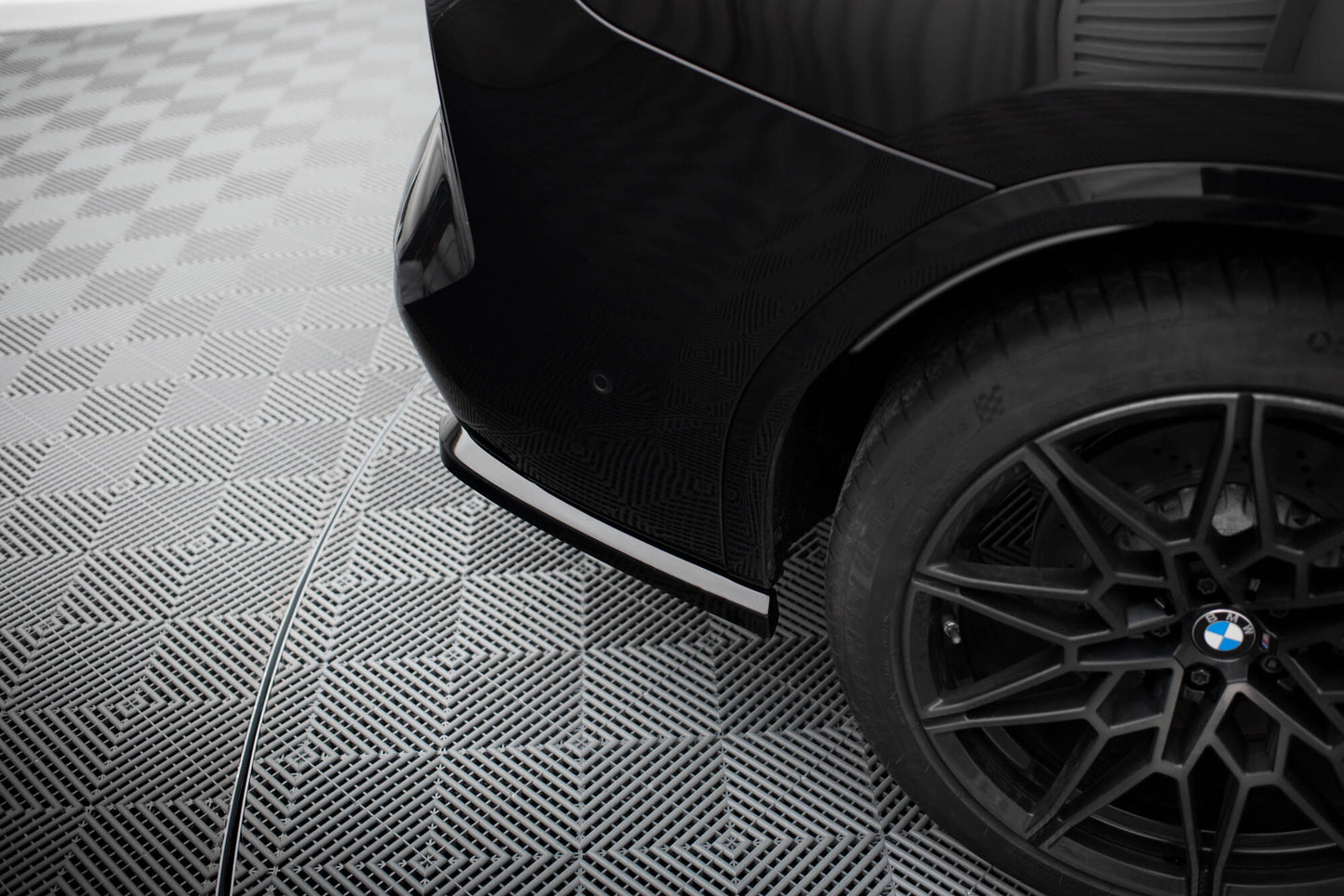 Maxton Heck Ansatz Flaps Diffusor V.1 für BMW X3 M F97 Facelift schwarz Hochglanz