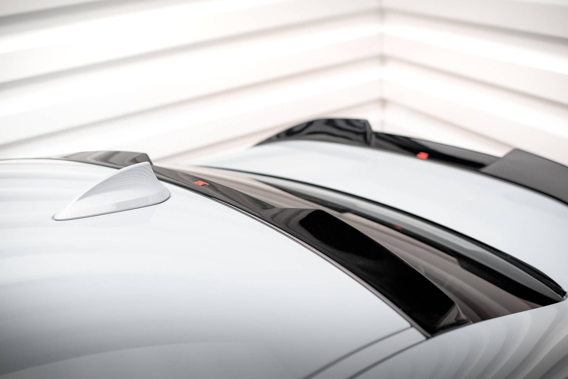 Maxton Heckscheiben Spoiler für BMW 2 Coupe G42 / M2 G87 schwarz Hochglanz