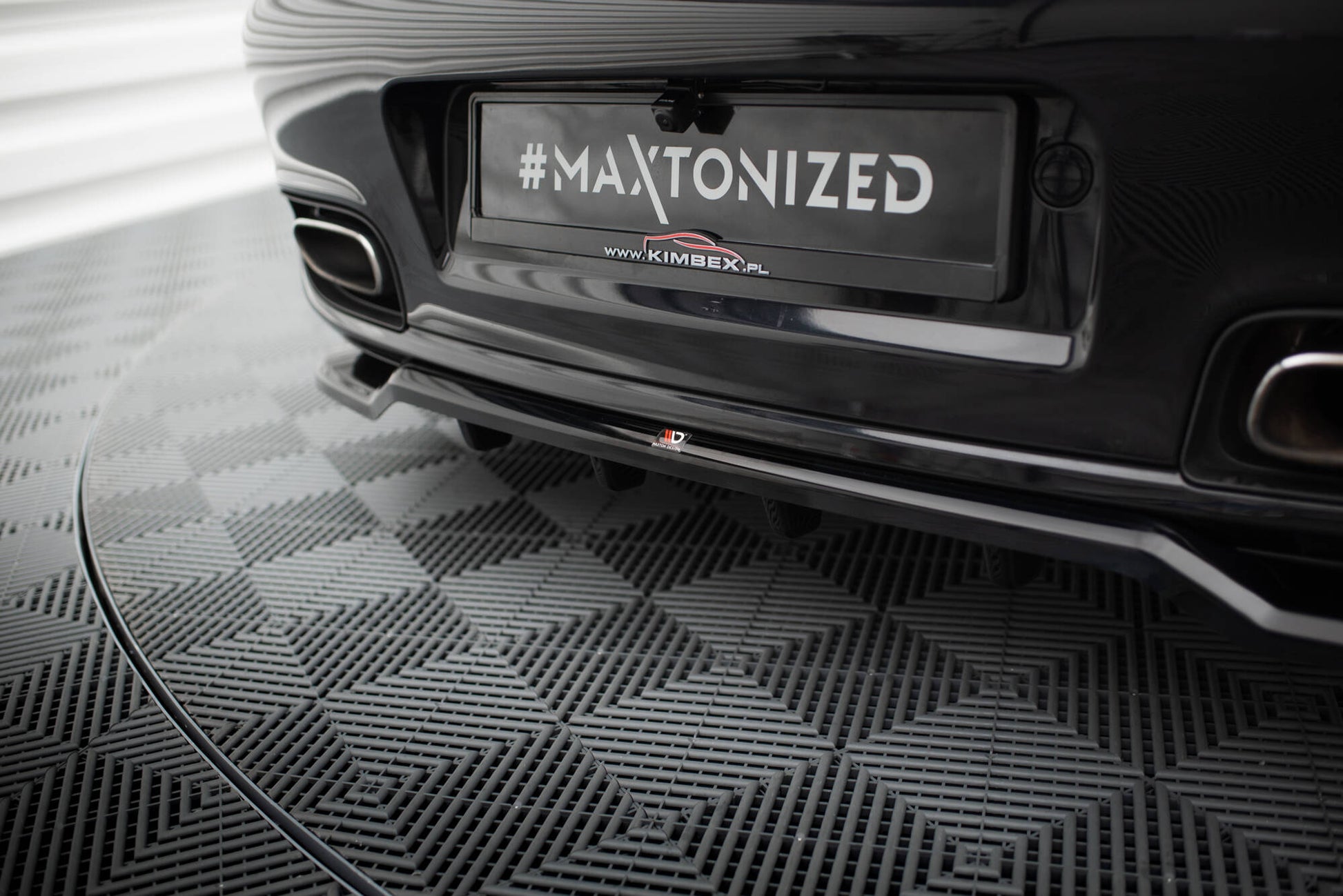 Maxton Mittlerer Diffusor Heck Ansatz DTM Look für Porsche 911 Turbo 997 schwarz Hochglanz