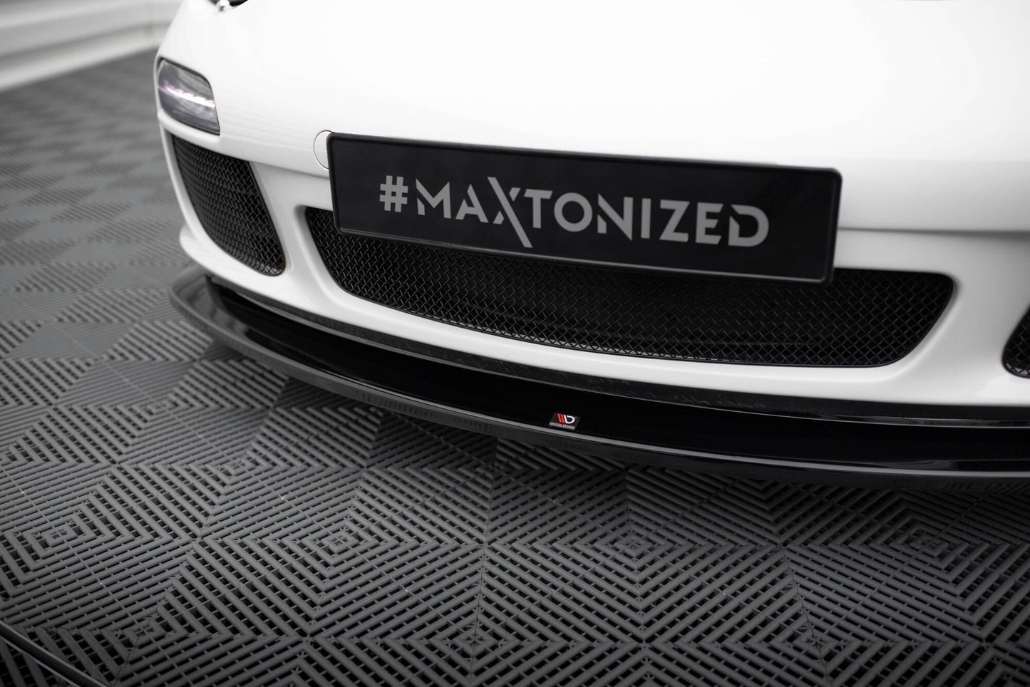 Maxton Front Ansatz V.2 für Porsche 911 Carrera 997 Facelift schwarz Hochglanz