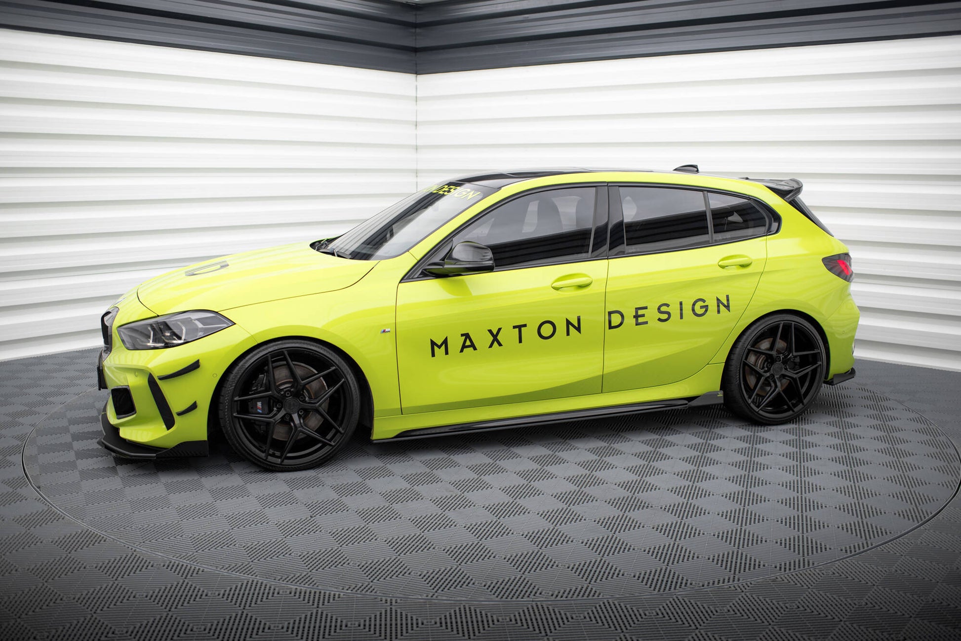 Maxton Street Pro Seitenschweller Ansatz für + Flaps BMW 1er F40 M-Paket / M135i schwarz Hochglanz