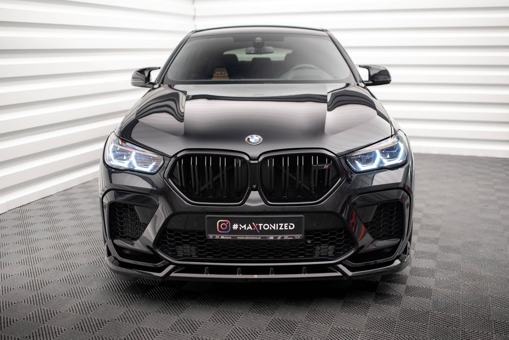 Maxton Front Ansatz V.2 für BMW X6 M F96 schwarz Hochglanz
