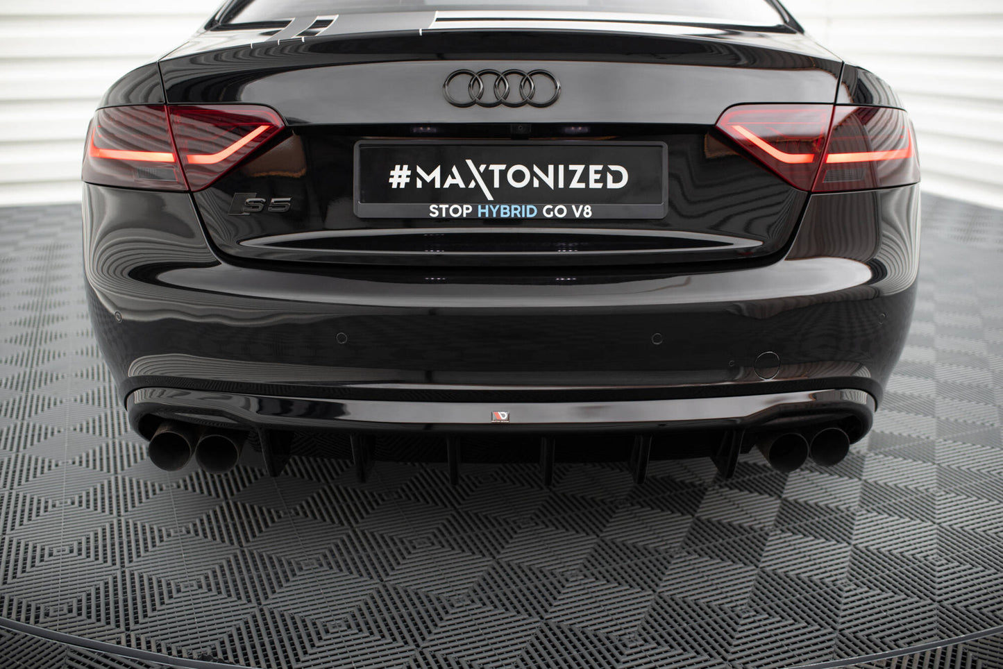 Maxton Diffusor Heck Ansatz für Audi S5 Coupe / Cabrio S-Line 8T