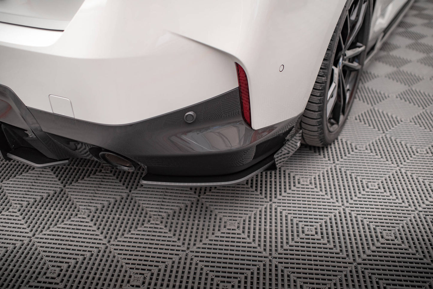 Maxton Street Pro Heck Ansatz Flaps Diffusor +Flaps für BMW 2 Coupe M-Paket G42 schwarz Hochglanz