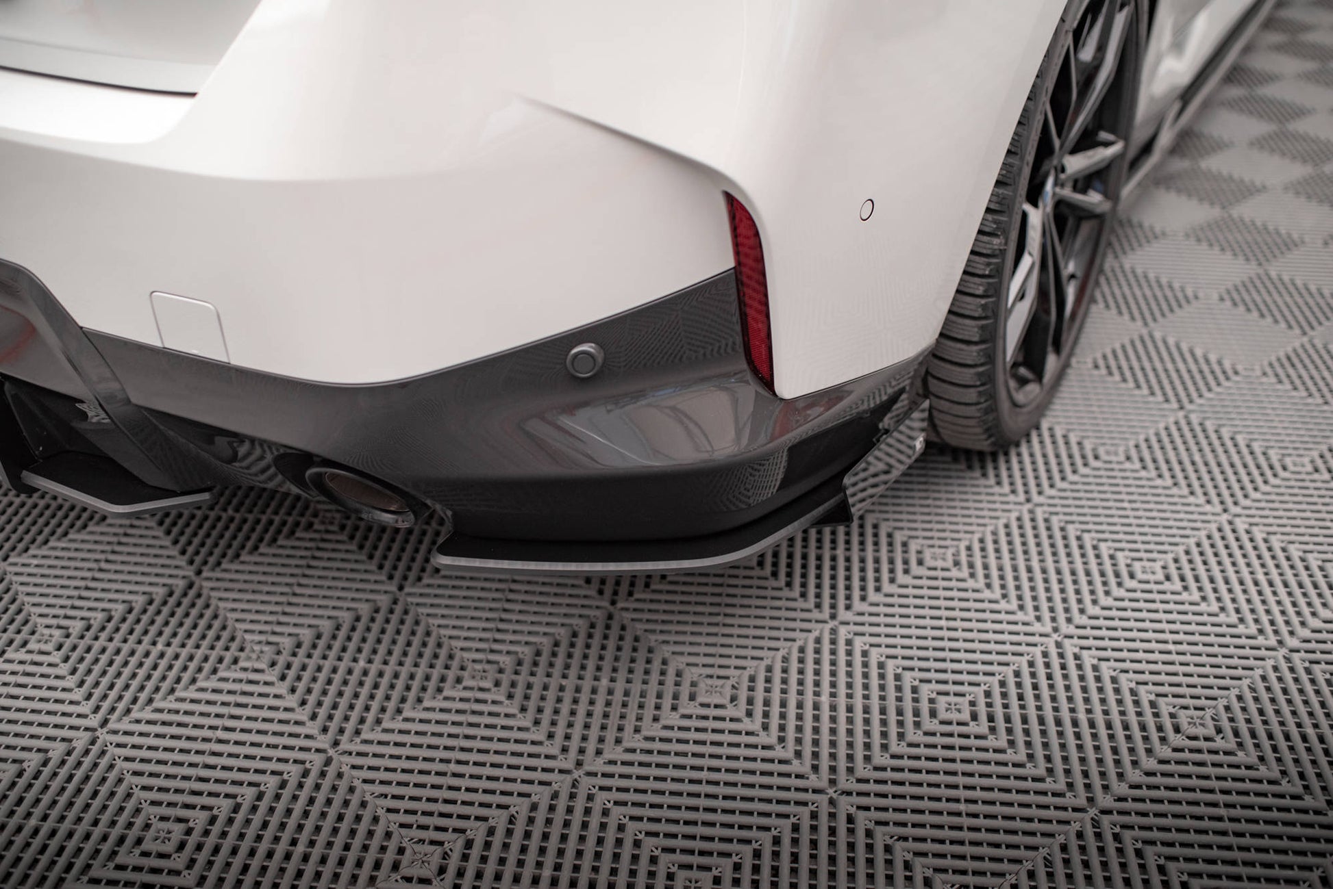Maxton Street Pro Heck Ansatz Flaps Diffusor +Flaps für BMW 2 Coupe M-Paket G42 schwarz Hochglanz