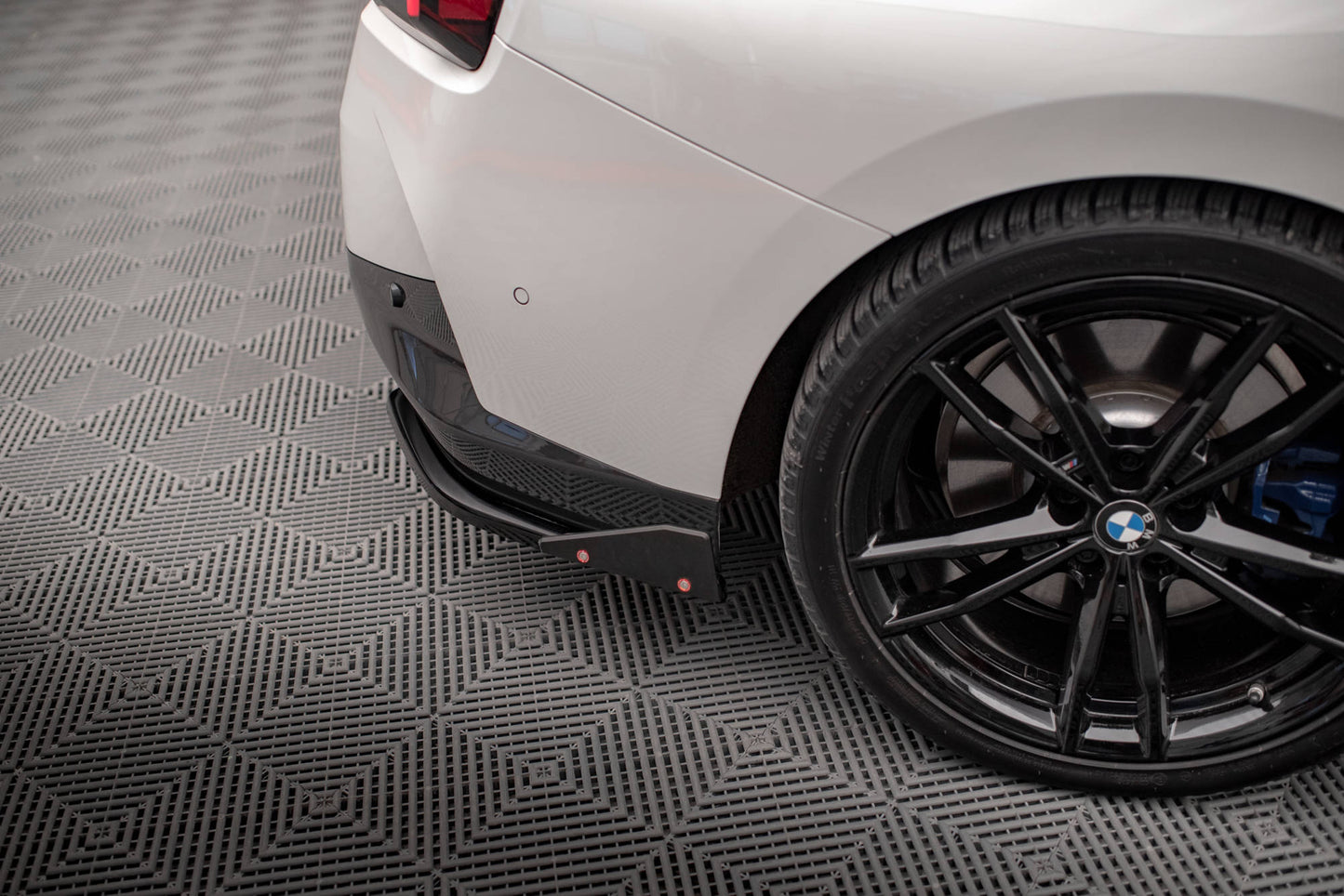Maxton Heck Ansatz Flaps Diffusor V.2 +Flaps für BMW 2 Coupe M-Paket G42