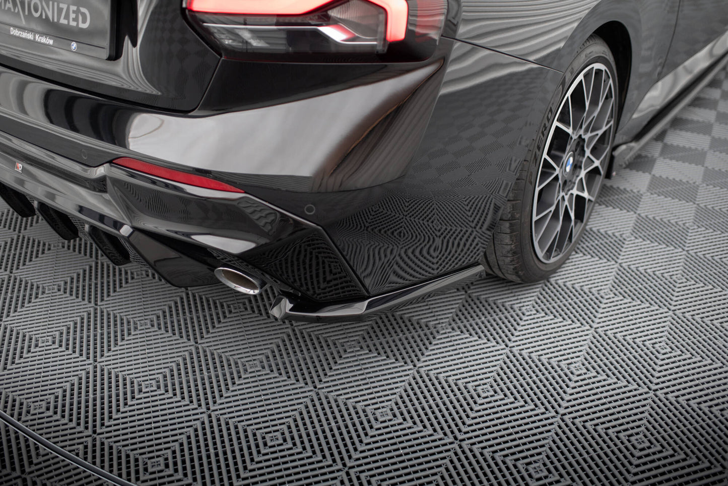 Maxton Heck Ansatz Flaps Diffusor V.3 für BMW 2 G42 schwarz Hochglanz