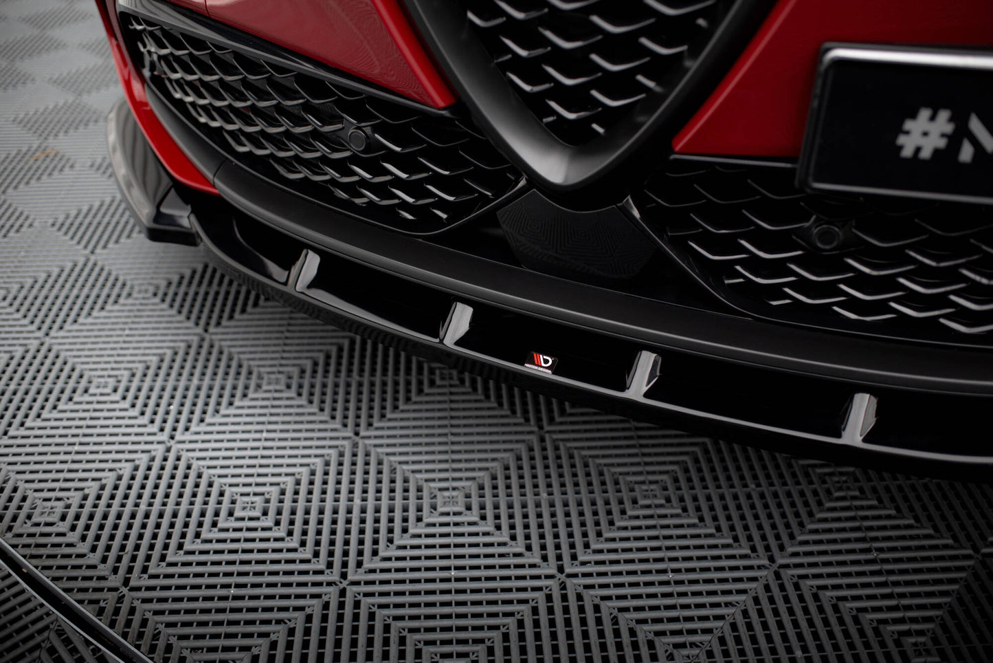 Maxton Front Ansatz V.2 für Alfa Romeo Tonale Mk1 schwarz Hochglanz