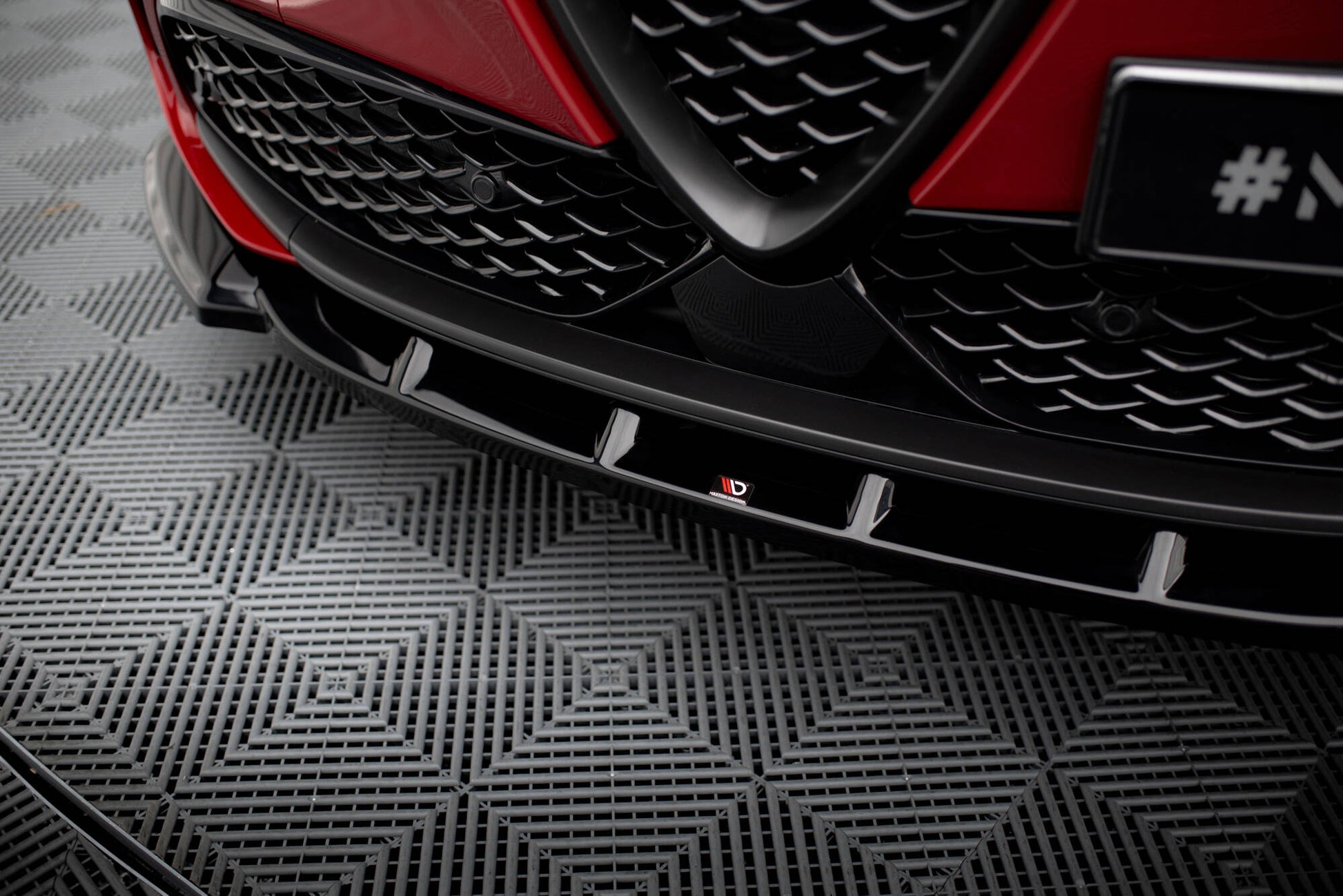 Maxton Front Ansatz V.2 für Alfa Romeo Tonale Mk1 schwarz Hochglanz