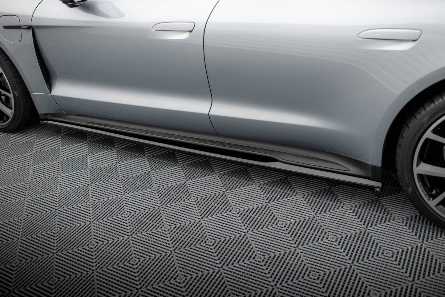 Maxton Seitenschweller Ansatz für Porsche Taycan Sport Design / Taycan 4 Sport Design / Taycan 4S Design / Taycan GTS Spor...