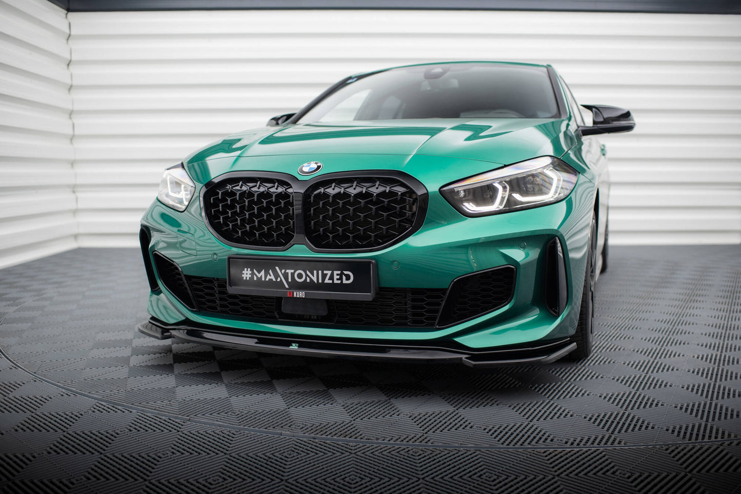Maxton Front Ansatz V.1 für0 BMW M135i F40 schwarz Hochglanz