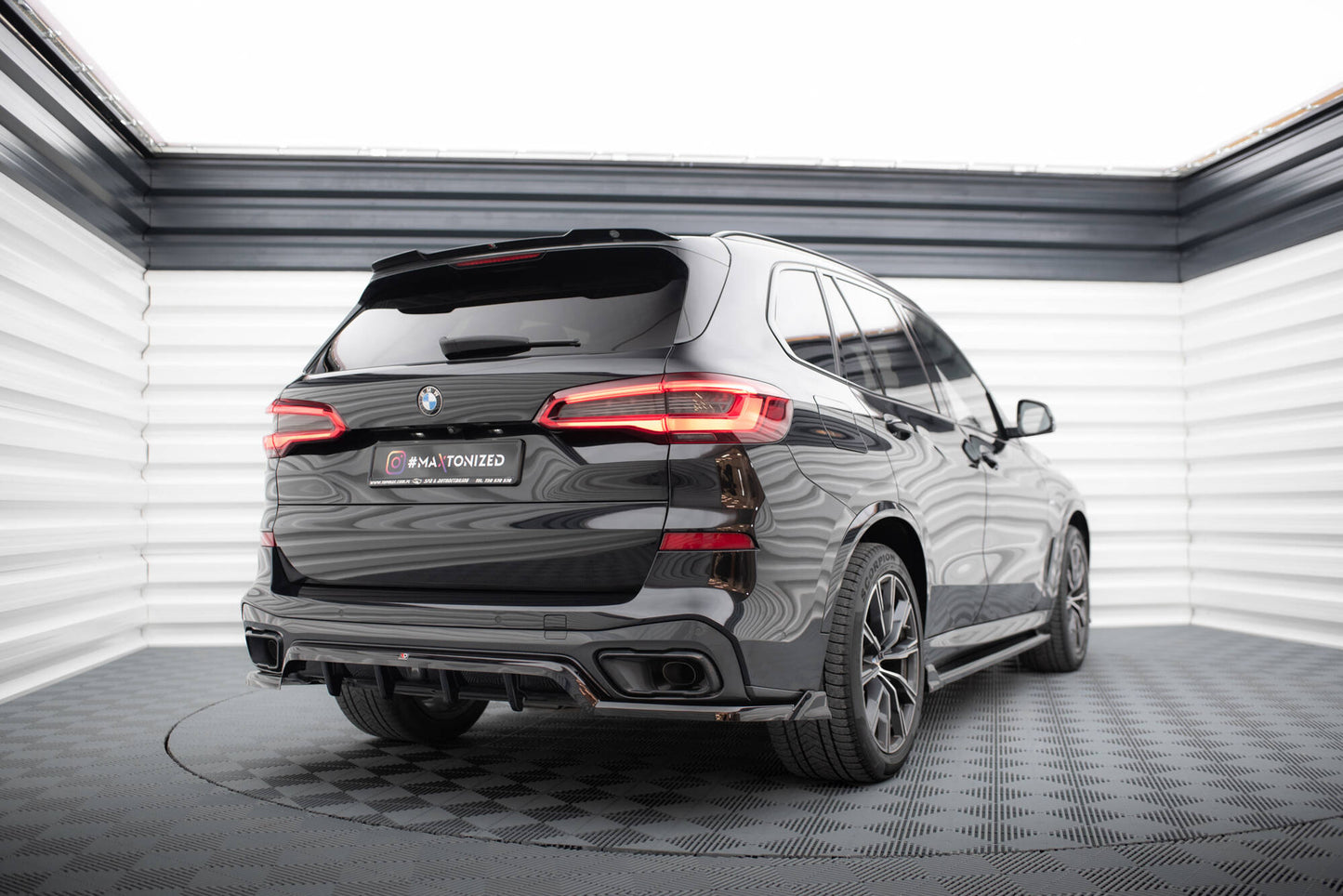 Maxton Mittlerer Diffusor Heck Ansatz DTM Look für BMW X5 M-Paket G05 schwarz Hochglanz