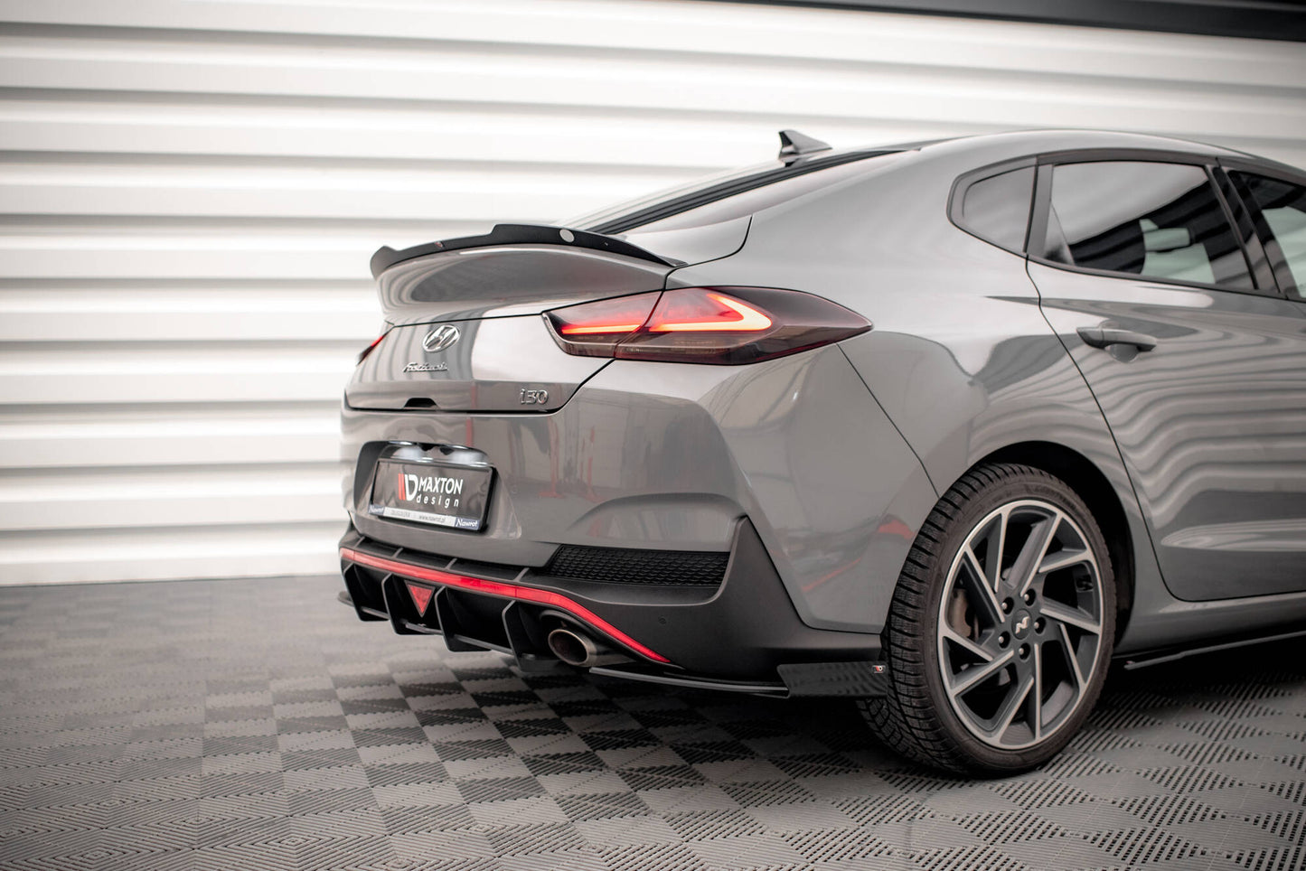 Maxton Hintere Seiten Flaps für Hyundai I30 Fastback N-Line Mk3 Facelift schwarz Hochglanz