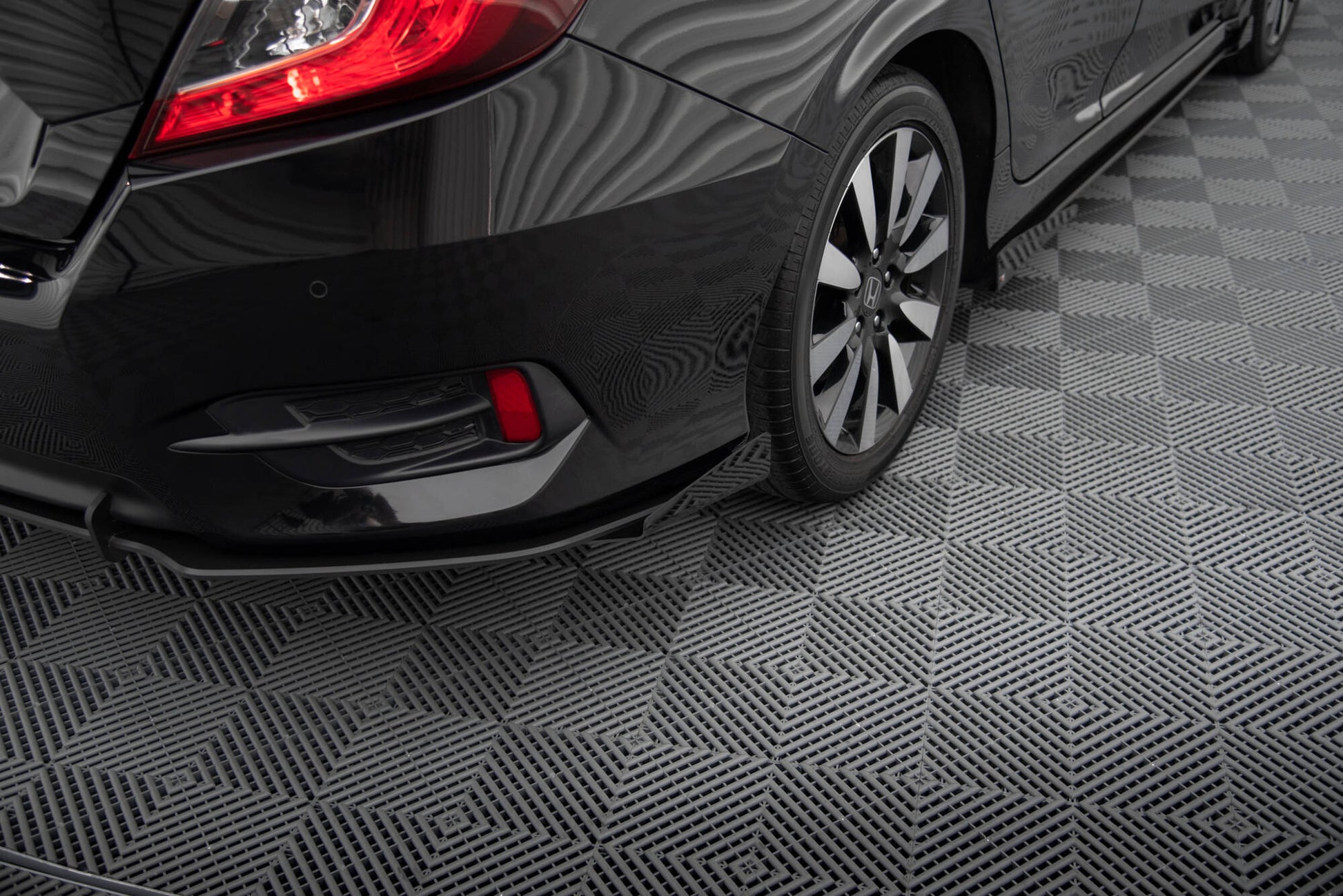 Maxton Street Pro Heck Ansatz Flaps Diffusor +Flaps für Honda Civic Mk10 schwarz Hochglanz