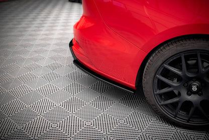 Maxton Heck Ansatz Flaps Diffusor V.7 für Ford Focus Kombi ST Mk4 schwarz Hochglanz