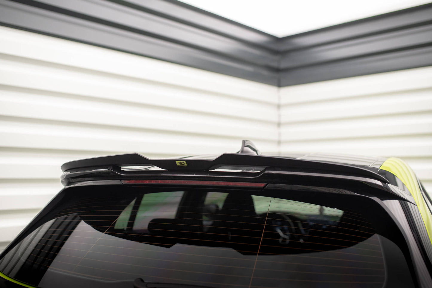 Maxton Spoiler CAP V.3 für BMW 1er M135i / 128ti / M-Paket F40 schwarz Hochglanz