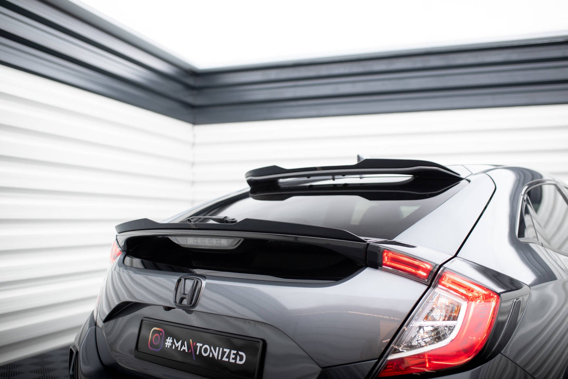 Maxton Niedriger Spoiler CAP für Honda Civic Sport Mk 10 schwarz Hochglanz