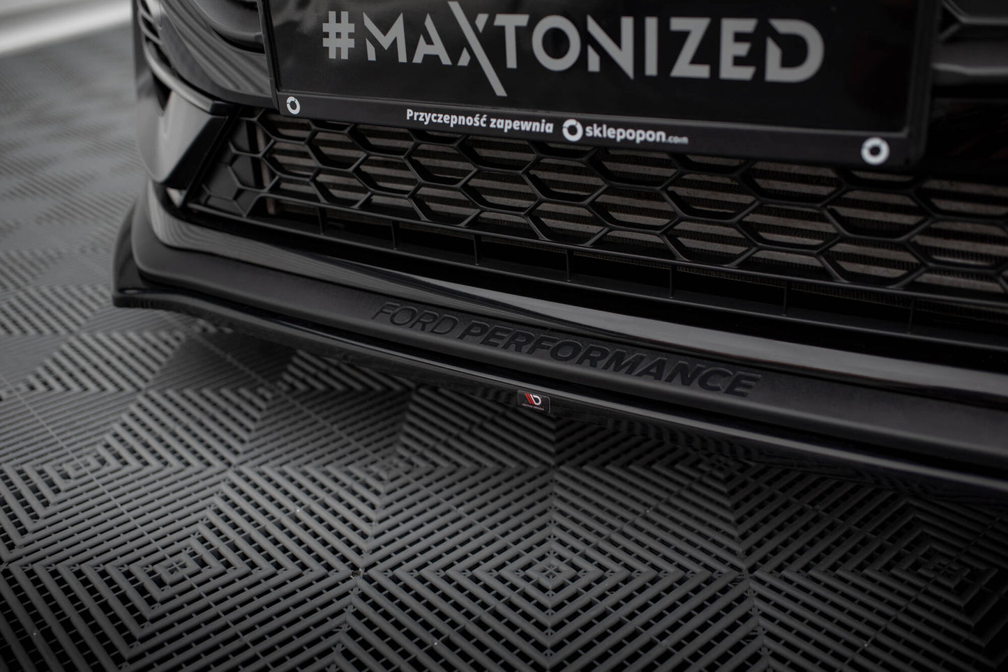 Maxton Front Ansatz V.1 für Ford Fiesta ST Mk8 Facelift schwarz Hochglanz