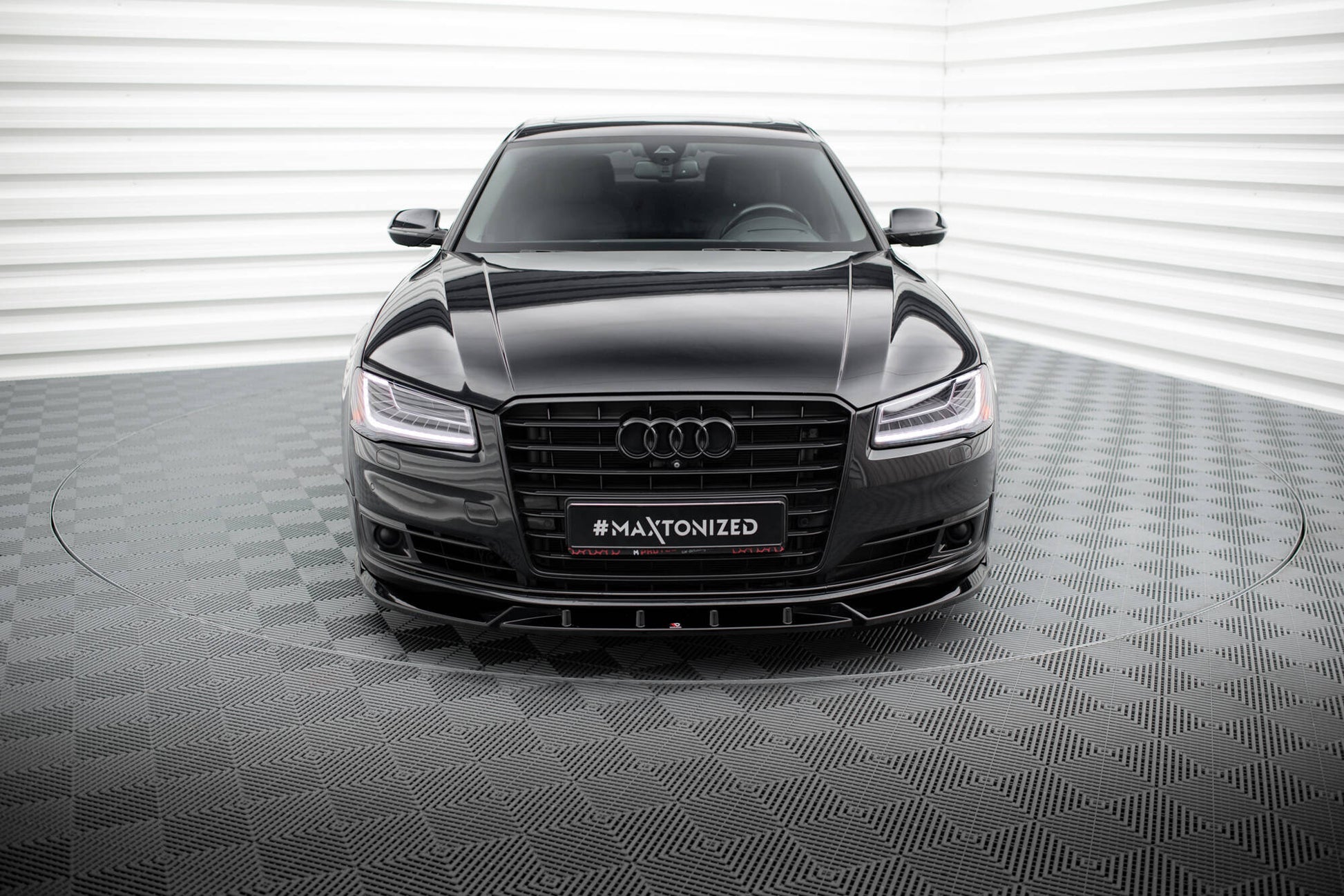 Maxton Front Ansatz für Audi A8 D4 Facelift schwarz Hochglanz
