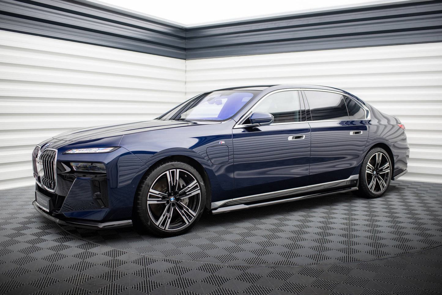 Maxton Seitenschweller Ansatz für BMW 7 M-Paket G70 schwarz Hochglanz