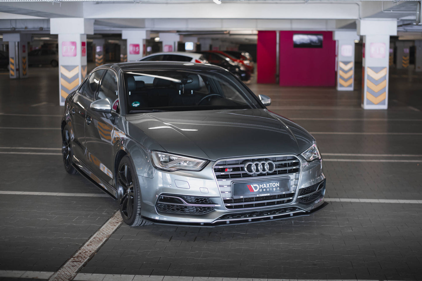 Maxton Street Pro Front Ansatz für für Audi S3 / A3 S-Line Limousine 8V