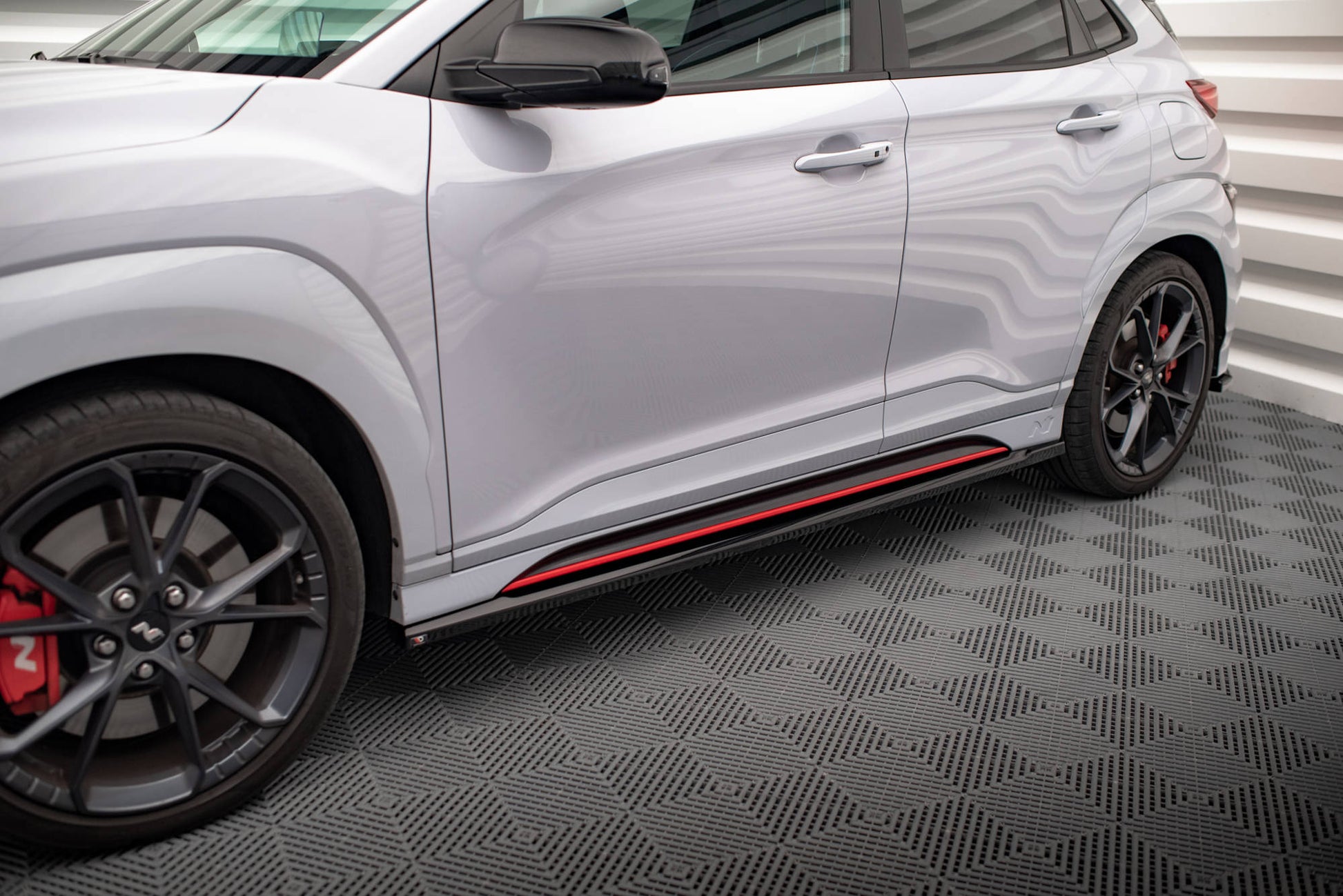 Maxton Seitenschweller Ansatz für V.1 für Hyundai Kona N Mk1 schwarz Hochglanz
