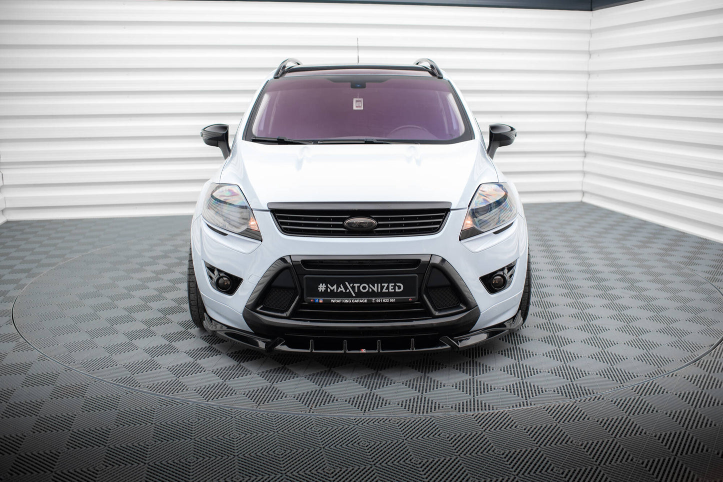 Maxton Front Ansatz für Ford Kuga ST Mk1 schwarz Hochglanz