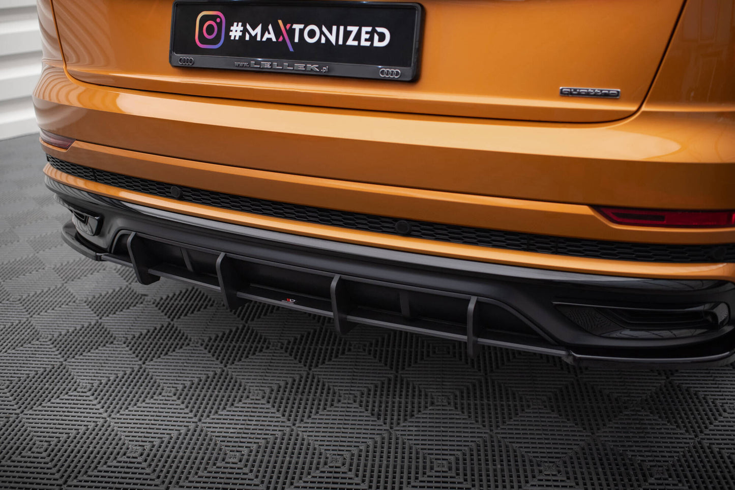 Maxton Street Pro Heckschürze für Audi Q8 S-Line Mk1