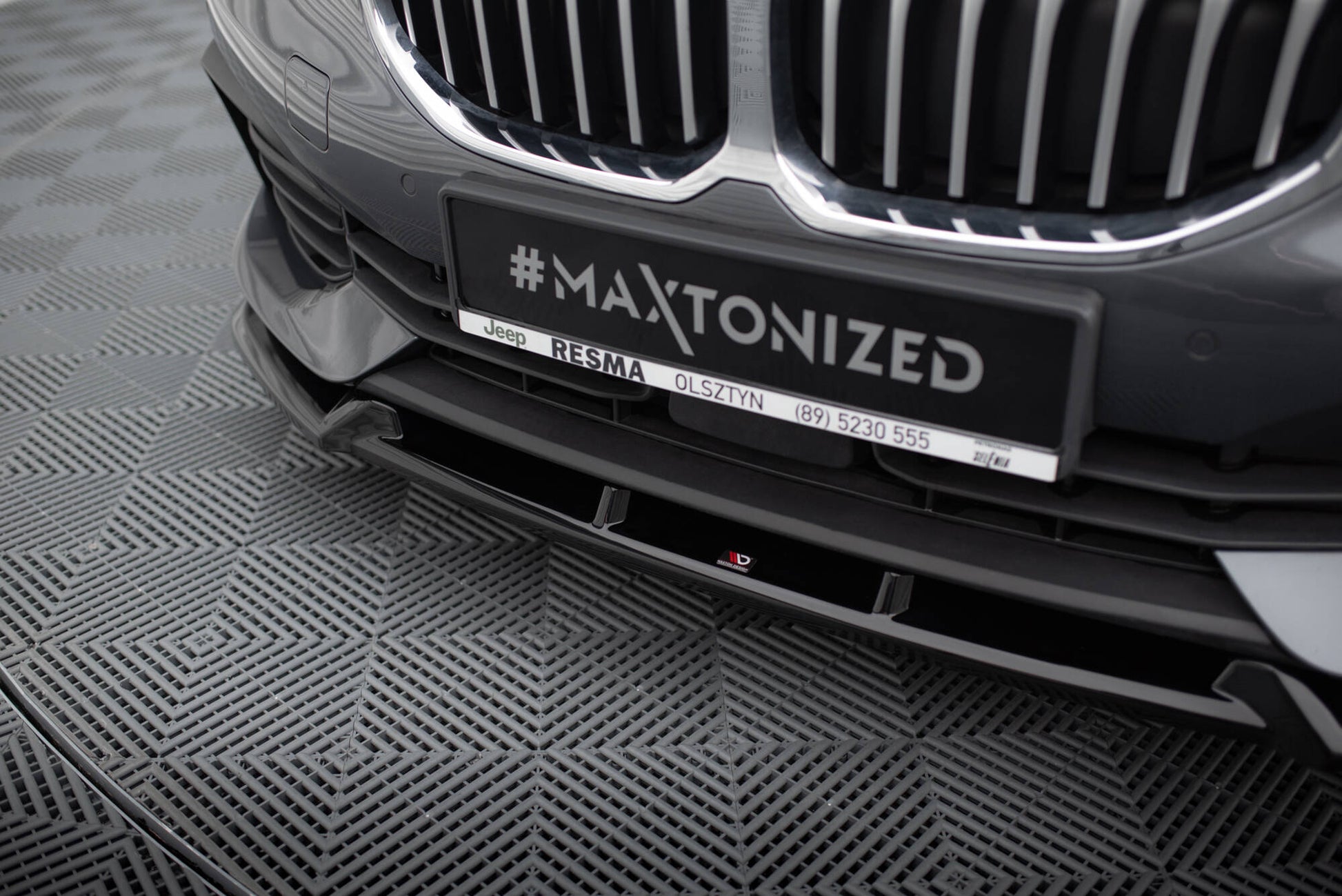 Maxton Front Ansatz V.1 für BMW 1er F40 schwarz Hochglanz