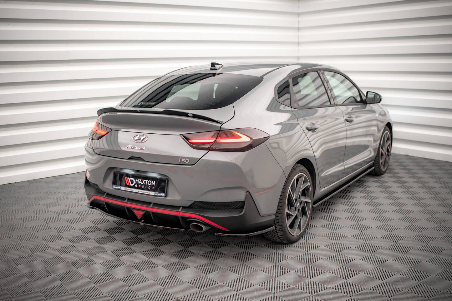 Maxton Heck Ansatz Flaps Diffusor für Hyundai I30 Fastback N-Line Mk3 Facelift schwarz Hochglanz