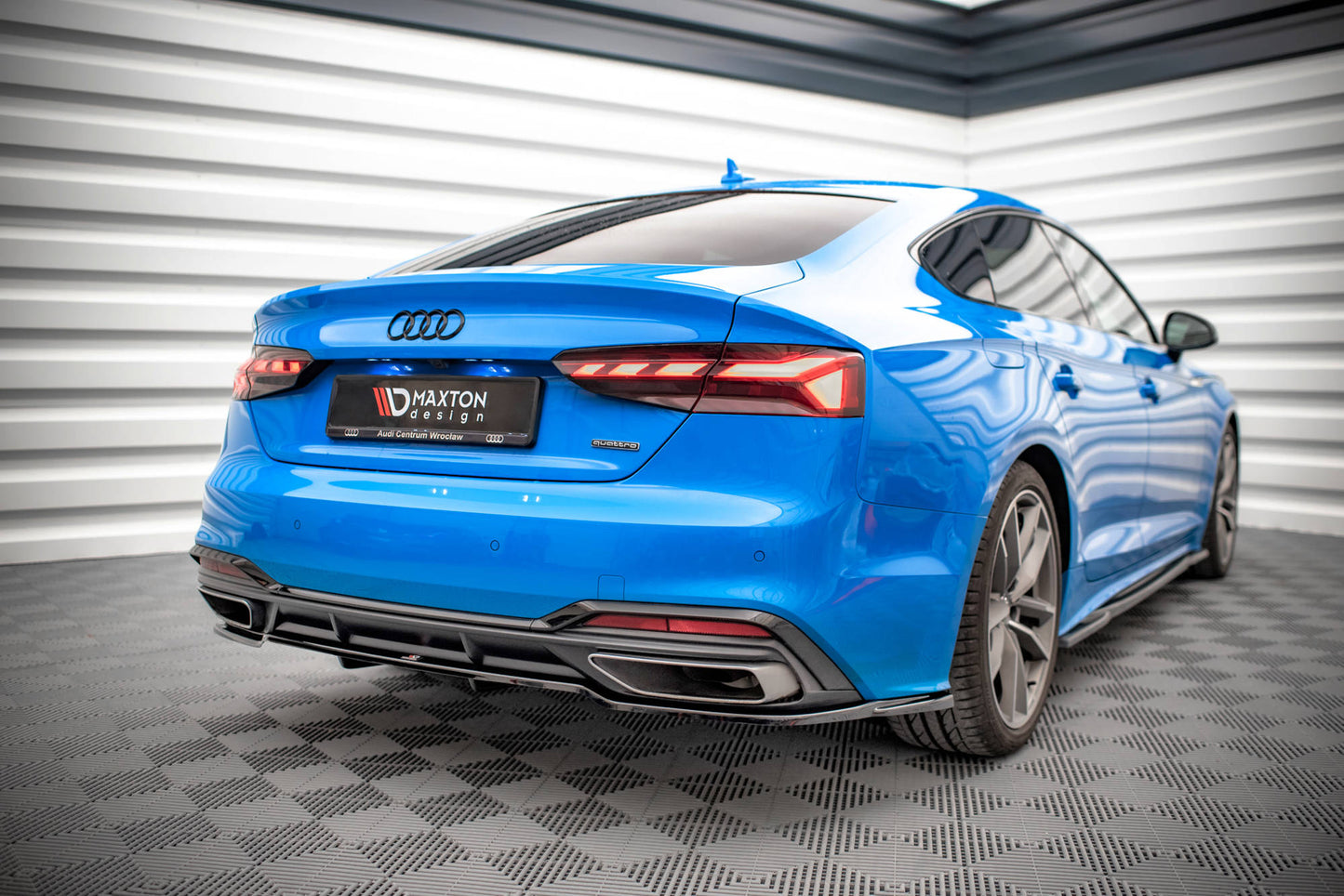 Maxton Mittlerer Diffusor Heck Ansatz DTM Look für Audi A5 S-Line F5 Facelift schwarz matt